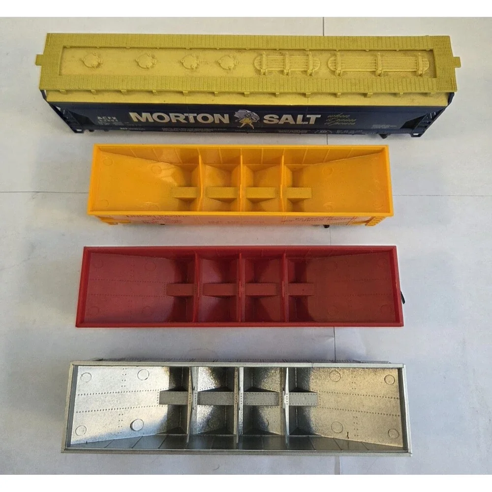 TYCO HO Scale Hopper Car Lot of 4, Morton Salt, Union Pacific, Revere, Virginian